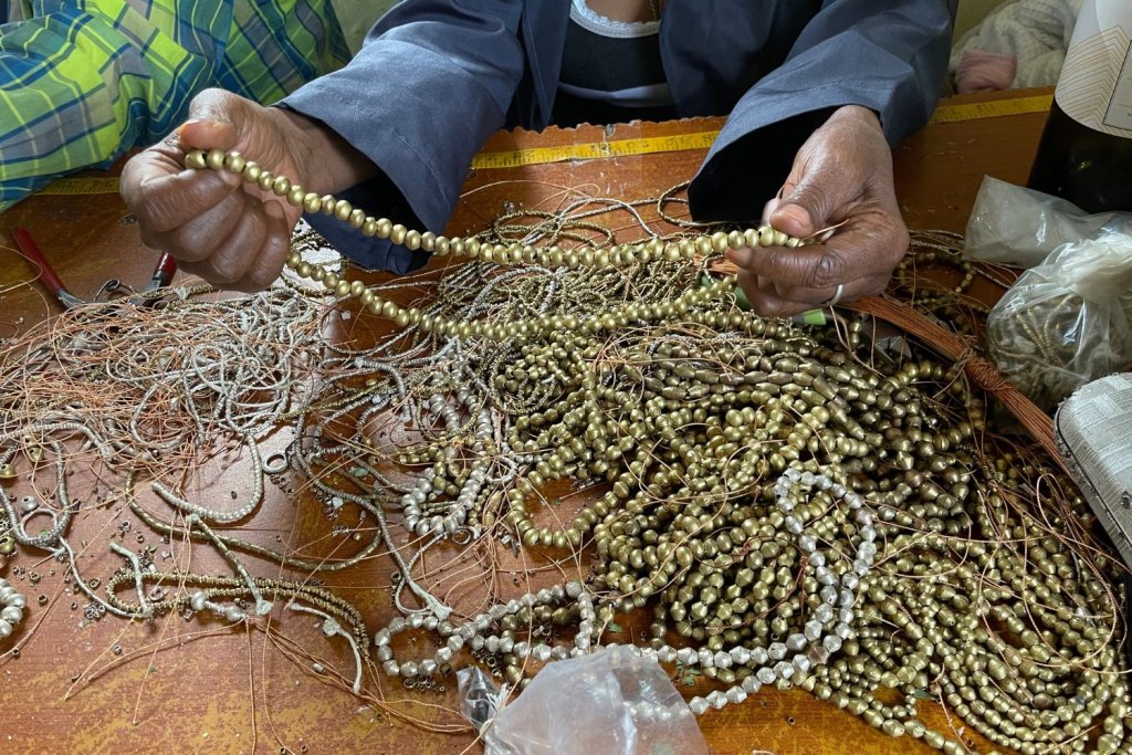 Bullets to beads 1 | Catherine Hamlin Fistula Foundation | Together we can eradicate obstetric fistula in Ethiopia.